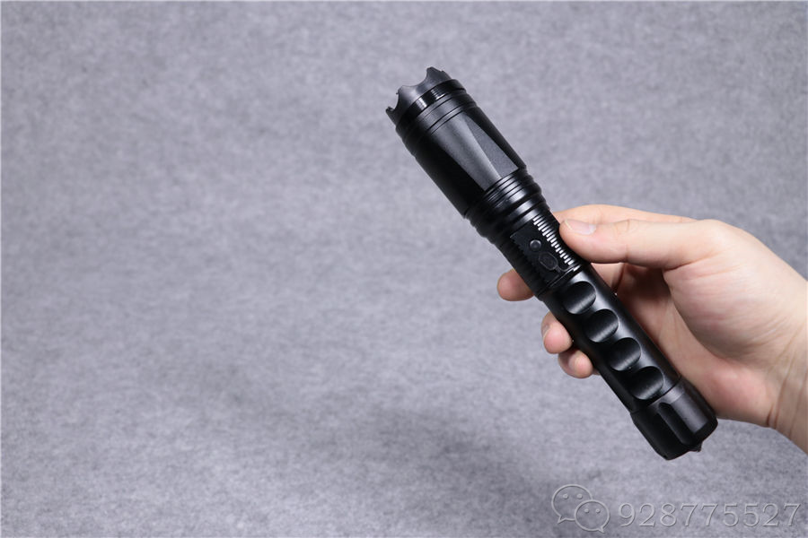 X4防身电棍实拍图