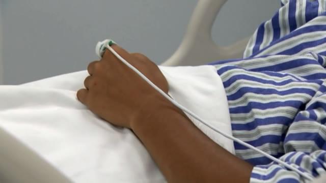 小伙遭遇高压电击 一把尺子救命仅受外伤 小伙遭遇高压电击 一把尺子救命仅受外伤