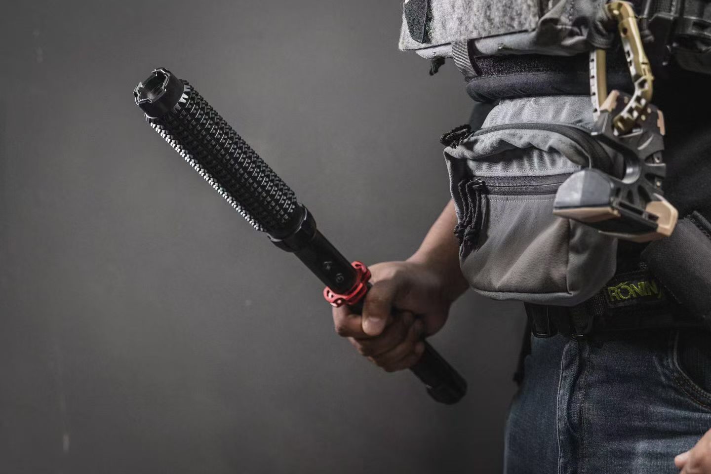 大功率W‑10多功能防身电棍_高压电击伸缩电棒_车载电击防身器安保防身用品 - 详情图1