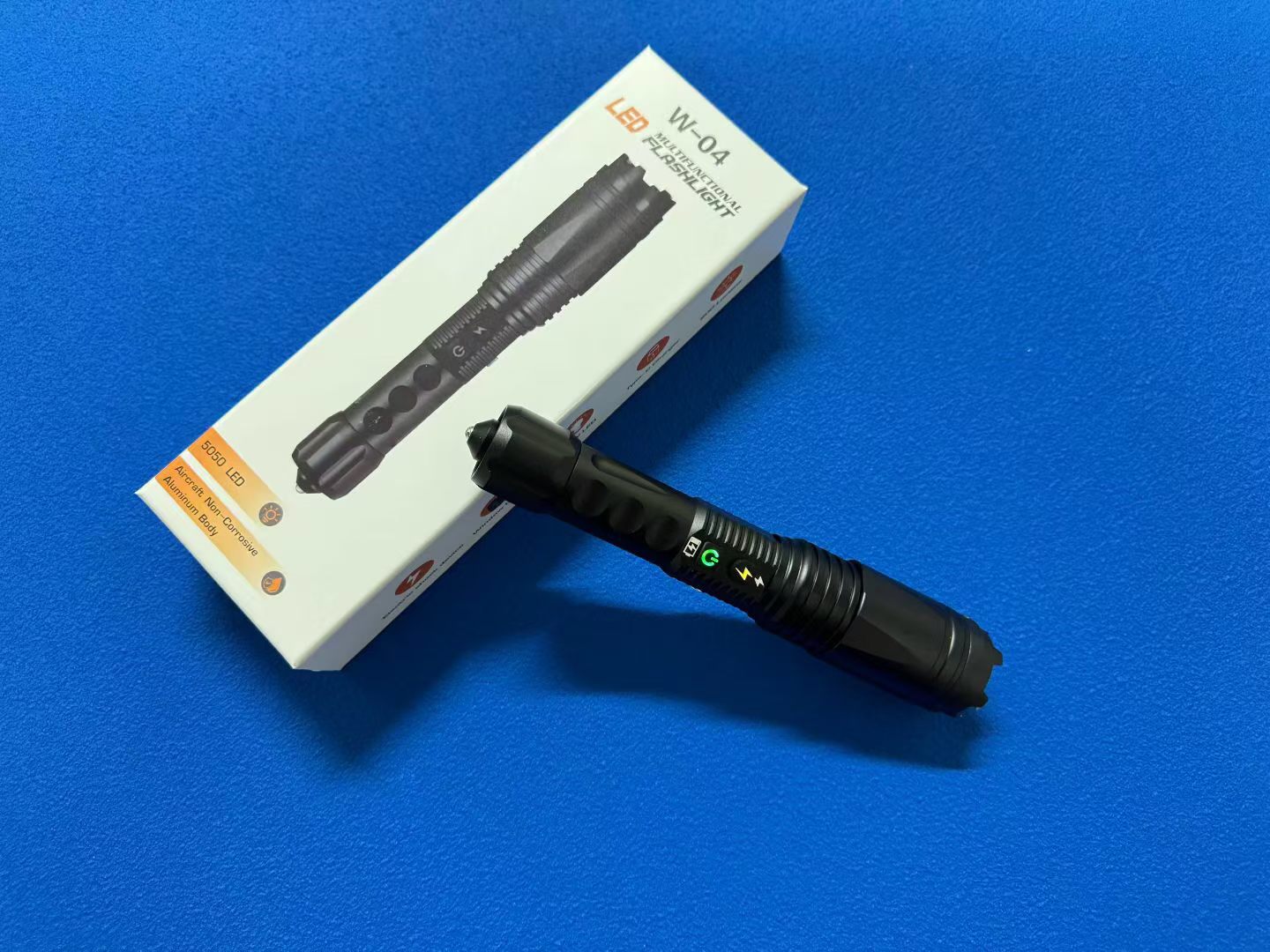 黑鹰 W-04Pro 电击器防身电棍 航空铝合金硬质氧化攻击头破窗锥 - 详情图4