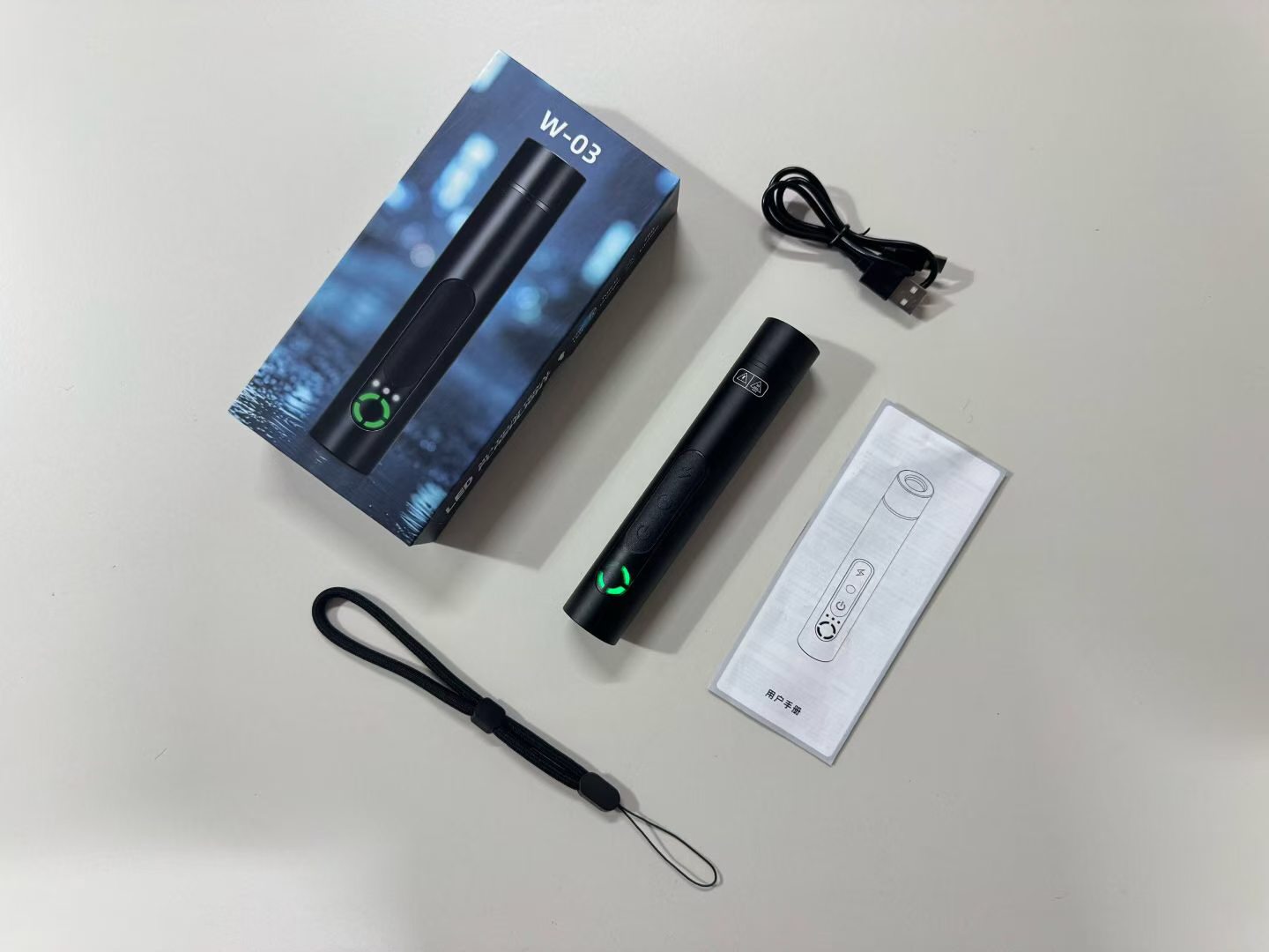 黑鹰 W-03 口红款防身电棍 女性随身电击器迷你强光照明手电 - 详情图14