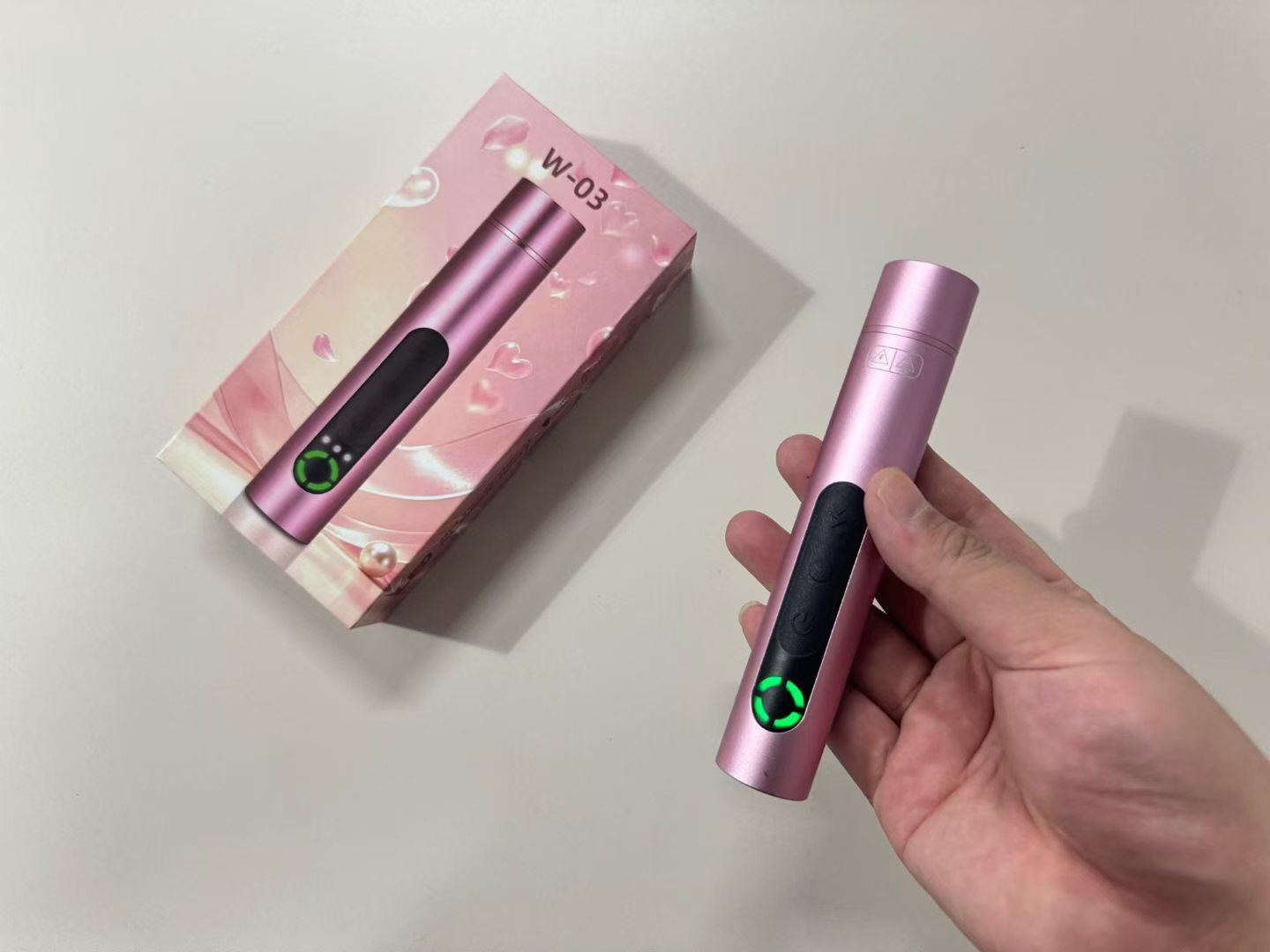 黑鹰 W-03 口红款防身电棍 女性随身电击器迷你强光照明手电 - 详情图16